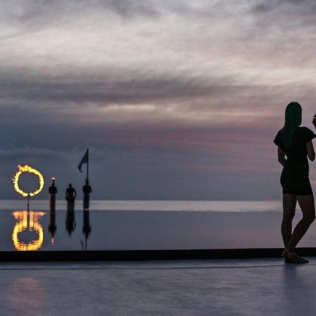 The Ritz-Carlton Maldives, Fari Islands Hotel Gaafaru ภายนอก รูปภาพ