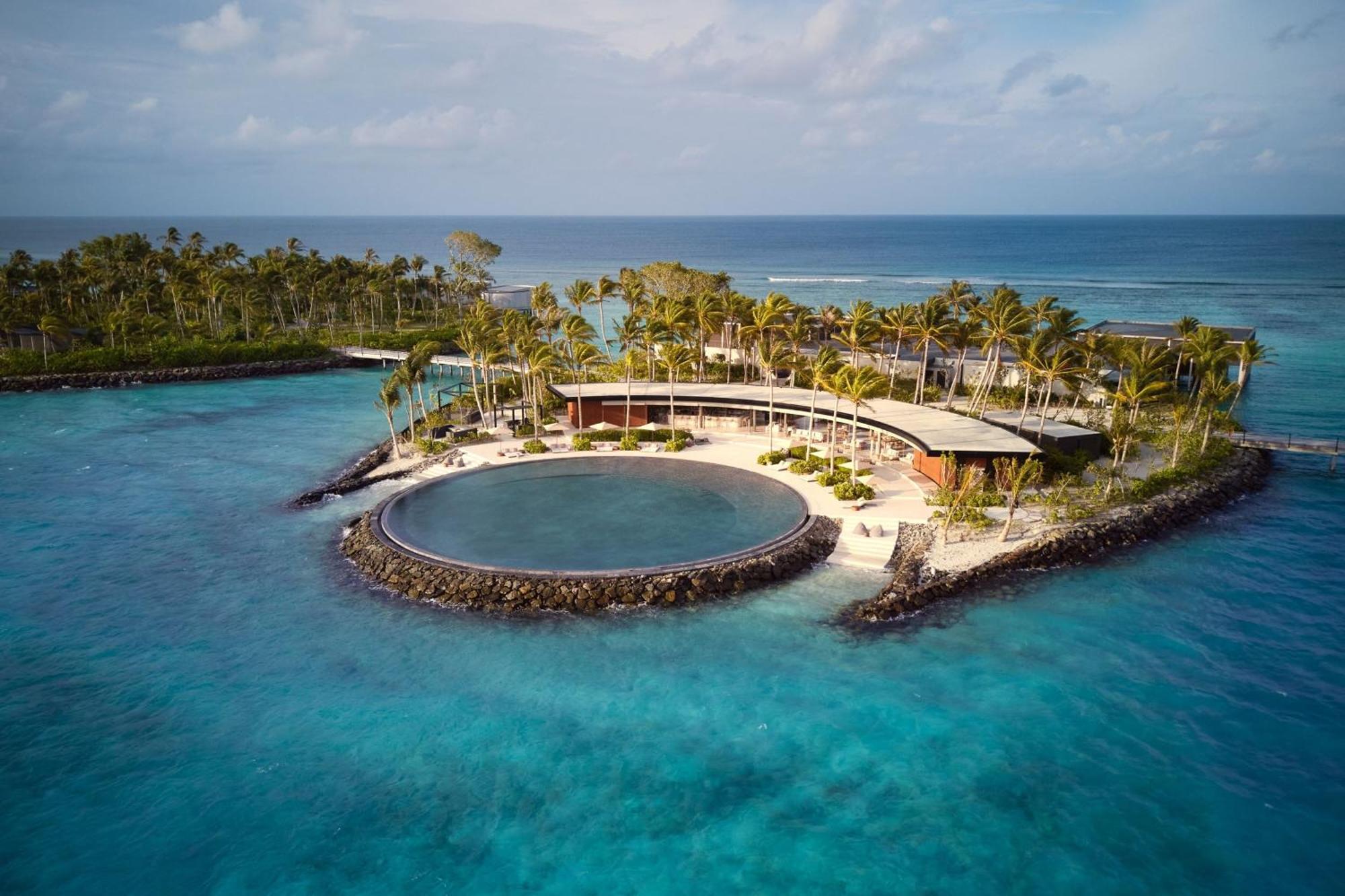 The Ritz-Carlton Maldives, Fari Islands Hotel Gaafaru ภายนอก รูปภาพ