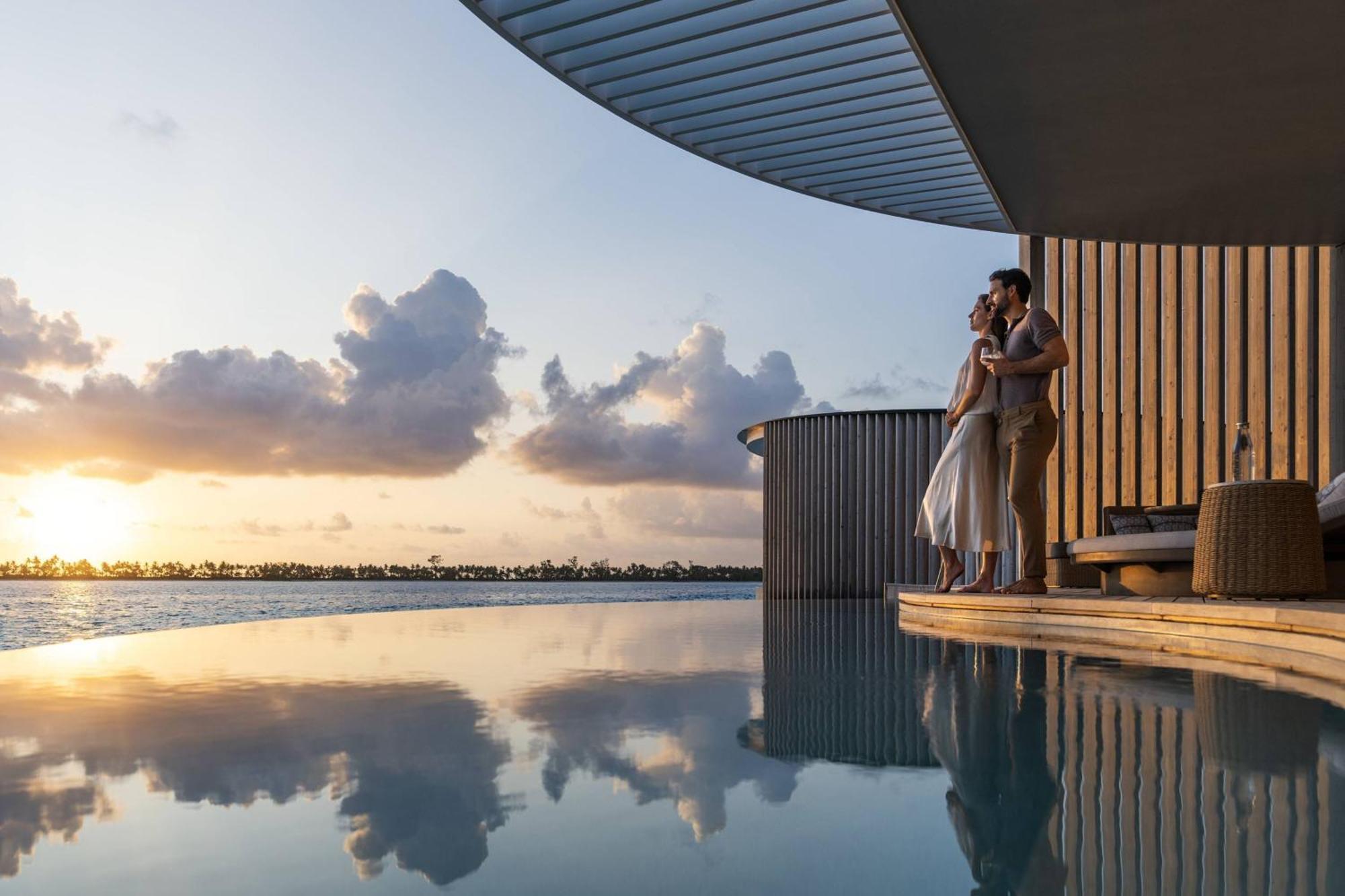 The Ritz-Carlton Maldives, Fari Islands Hotel Gaafaru ภายนอก รูปภาพ