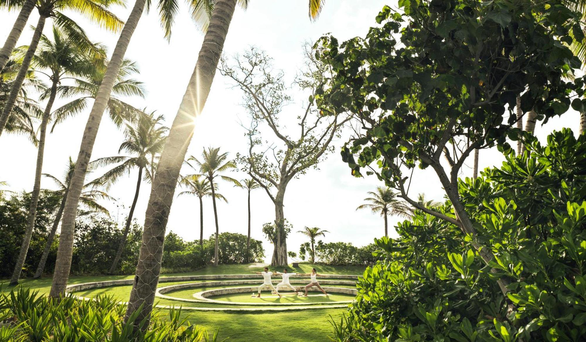 The Ritz-Carlton Maldives, Fari Islands Hotel Gaafaru ภายนอก รูปภาพ